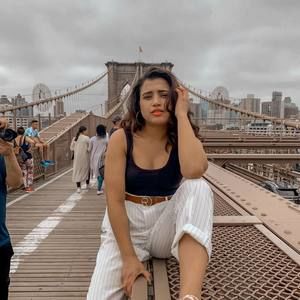 Meet your Posher, Prissila